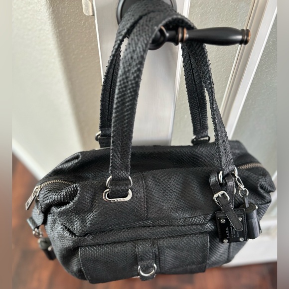 Lamb L.A.M.B. Gwen Stefani Black Leather Shoulder Bag - Picture 5 of 16